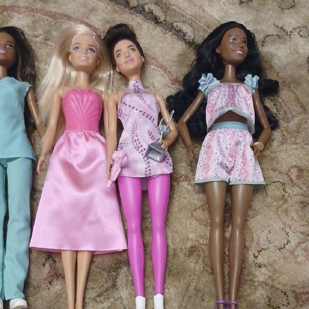 Barbies  - Picture 3 of 3